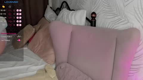 Megan Mon Fri  1600-2200pm Tue Wen Sat 0900-1600pm online show from 12/27/24, 03:37