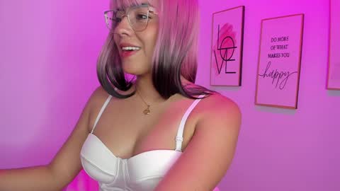 Snapshot of megan_vwv chatting on 02/04/25, 07:55 megan online show from 02/04/25, 07:55