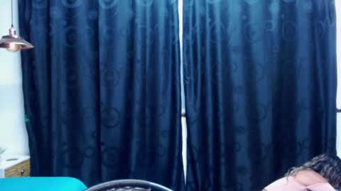 Snapshot of meganadriels96 chatting on 03/09/25, 08:21 M E G A N online show from 03/09/25, 08:21