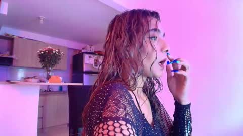 M E G A N   online show from 02/15/26, 08:27