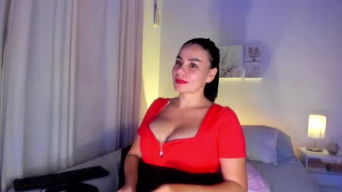 Megan M online show from 12/12/24, 04:04