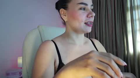 Megan M online show from 02/07/26, 01:48