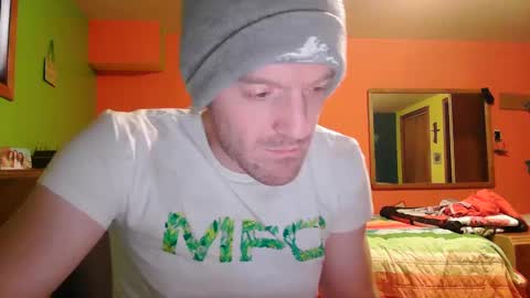 Snapshot of meganfitzy chatting on 02/10/25, 10:19 GlamTransGoddess online show from 02/10/25, 10:19