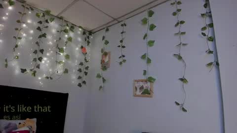 Megan Hofman online show from 05/20/26, 06:14