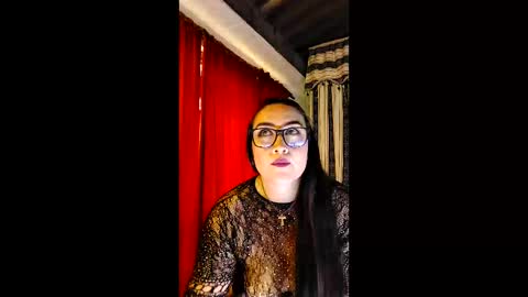 Snapshot of meganhotcurvy chatting on 01/13/26, 03:17 meganhotcurvy online show from 01/13/26, 03:17