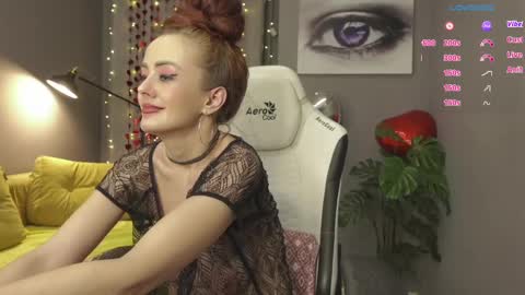 Snapshot of meganiex chatting on 02/15/25, 08:00 MeganieX online show from 02/15/25, 08:00