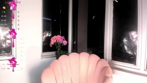 Snapshot of megann__sweet chatting on 12/31/24, 10:26 Mara online show from 12/31/24, 10:26