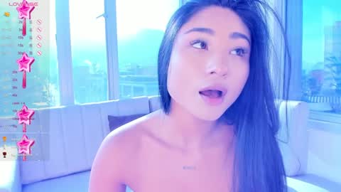 Snapshot of megann__sweet chatting on 01/15/25, 01:20 Mara online show from 01/15/25, 01:20