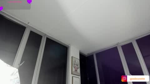 Snapshot of megann__sweet chatting on 02/10/25, 10:42 Mara online show from 02/10/25, 10:42