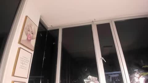 Snapshot of megann__sweet chatting on 02/13/25, 10:34 Mara online show from 02/13/25, 10:34