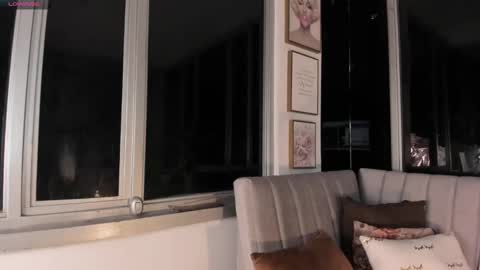 Snapshot of megann__sweet chatting on 03/05/25, 10:44 Mara online show from 03/05/25, 10:44