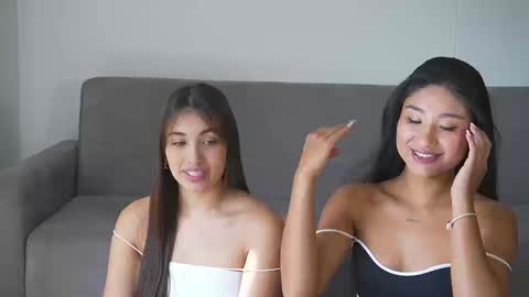 Snapshot of megann__sweet chatting on 09/11/25, 01:22 Mara online show from 09/11/25, 01:22