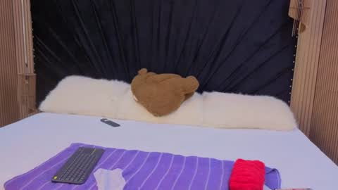 Megan online show from 07/29/26, 01:53