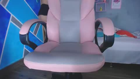 Snapshot of megannmilf chatting on 02/09/25, 10:11 megannmilf online show from 02/09/25, 10:11