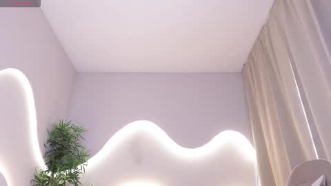 meganpeach_ online show from 11/20/25, 01:00