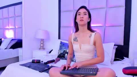 Megan Presley online show from 02/28/25, 01:36