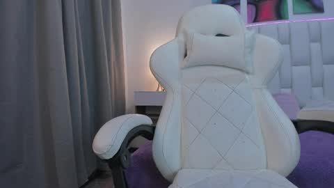 Megan Queen online show from 04/06/26, 12:28