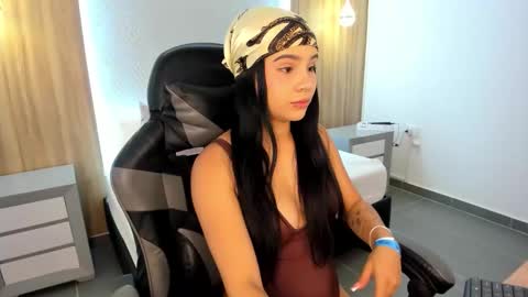 M E G A R A  online show from 11/04/25, 02:10