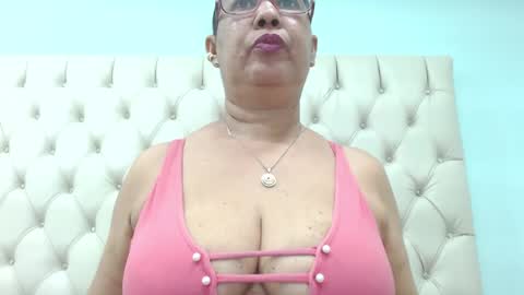 Snapshot of megatitsxxx chatting on 01/26/25, 12:48 milfpleasure online show from 01/26/25, 12:48