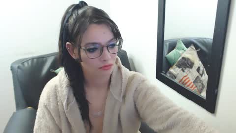 Snapshot of meghan_cherrys chatting on 02/05/25, 06:24 meghan online show from 02/05/25, 06:24