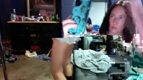 Snapshot of meghanhanx chatting on 09/11/25, 12:11 meghan online show from 09/11/25, 12:11