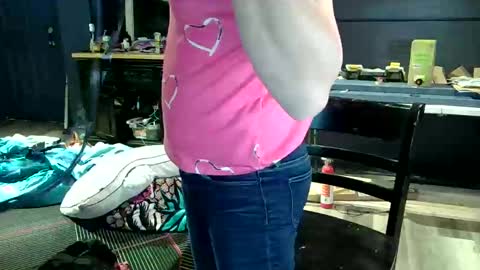 Snapshot of meghanhanx chatting on 10/18/25, 07:25 meghan online show from 10/18/25, 07:25