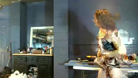 Snapshot of meghanhanx chatting on 10/27/25, 10:36 meghan online show from 10/27/25, 10:36