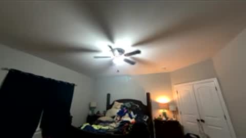 Snapshot of meghanhanx chatting on 12/14/25, 11:09 meghan online show from 12/14/25, 11:09