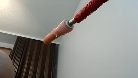 Snapshot of meheriuk68 chatting on 10/02/25, 12:28 meheriuk68 online show from 10/02/25, 12:28