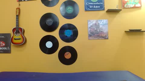 MEIS online show from 09/17/25, 02:57