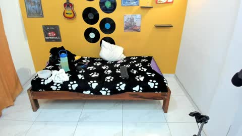 MEIS online show from 04/09/26, 06:19