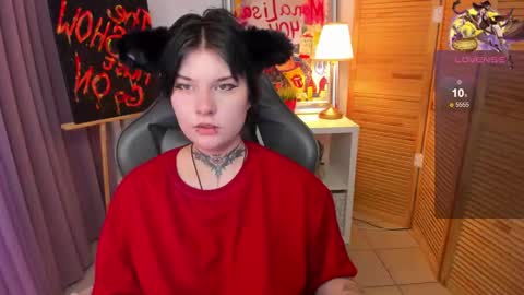 Snapshot of mekurisu chatting on 01/12/25, 11:39 mekurisu online show from 01/12/25, 11:39
