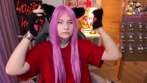 Snapshot of mekurisu chatting on 01/13/25, 01:34 mekurisu online show from 01/13/25, 01:34