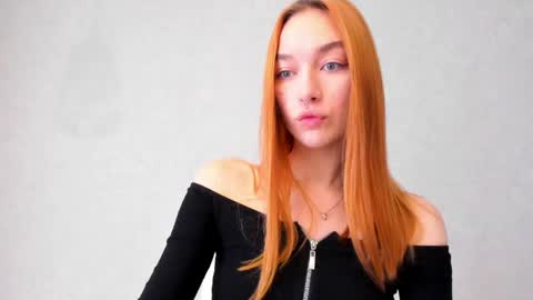 Snapshot of mel__lisa chatting on 05/23/26, 01:11 mel__lisa online show from 05/23/26, 01:11