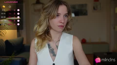 MELANIE  PVT ONLY 60TK PER MIN online show from 10/23/25, 11:20