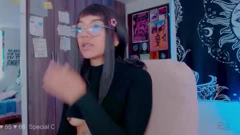 Melissa  -  -  Please help me to reach 100 thumbs up online show from 10/10/25, 01:32