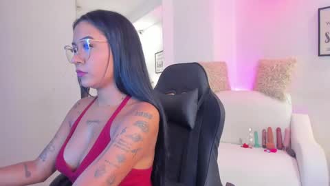 melan_owen online show from 05/25/26, 10:54
