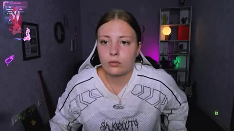 melani_bumm online show from 09/22/25, 05:42