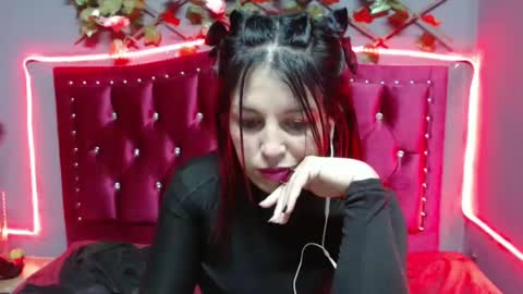 melani_cute01 online show from 01/25/25, 10:51