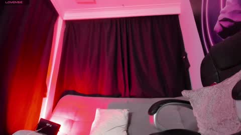 melani greyy online show from 02/06/25, 11:04