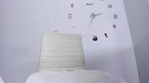 melani greyy online show from 03/09/25, 12:21