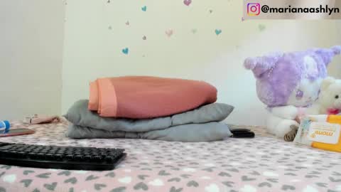 Snapshot of melanie1717 chatting on 02/15/25, 08:43 Melanie Independent model online show from 02/15/25, 08:43