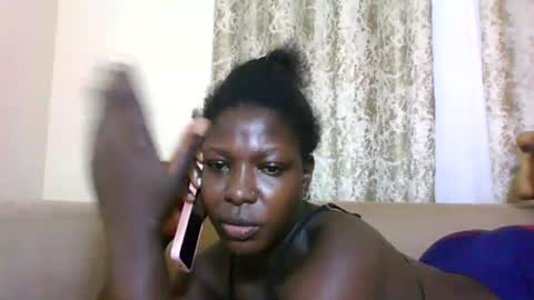 melanie_bae1 online show from 07/16/26, 05:24
