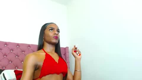 Snapshot of melanie_escobar chatting on 02/23/25, 05:01 Melanie online show from 02/23/25, 05:01