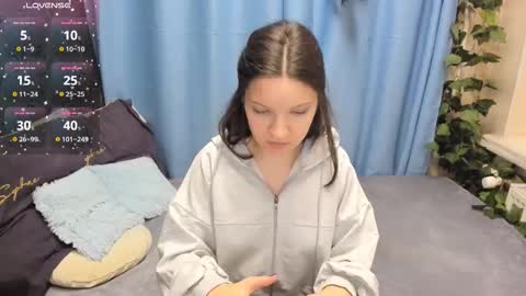 Snapshot of melanie_grant chatting on 11/14/25, 09:41 Melanie online show from 11/14/25, 09:41