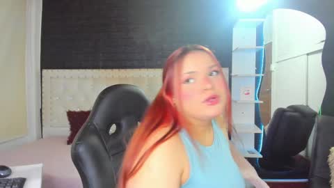 Snapshot of melanie_hh chatting on 03/09/25, 04:05 Melanie  online show from 03/09/25, 04:05