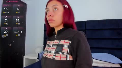 Melanie roux  online show from 02/17/26, 12:45