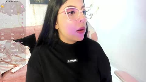 Snapshot of melaniegrayx chatting on 02/22/25, 05:57 melaniegrayx online show from 02/22/25, 05:57