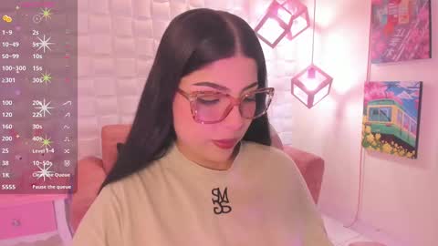 Snapshot of melaniegrayx chatting on 09/11/25, 02:28 melaniegrayx online show from 09/11/25, 02:28