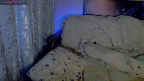 Snapshot of melaniemoor chatting on 12/20/24, 01:47 Melanie Milena online show from 12/20/24, 01:47